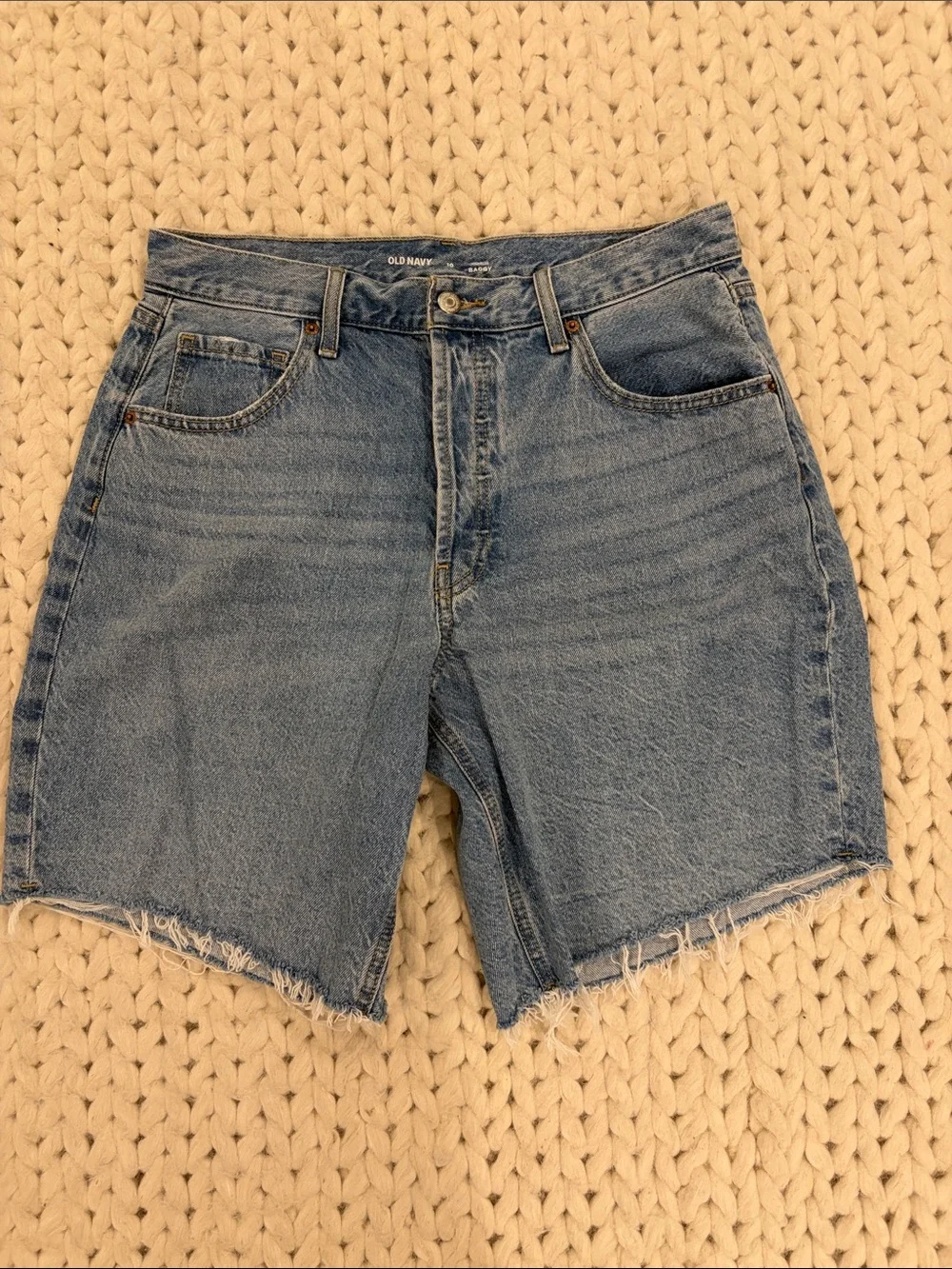 Old Navy Mid Ride Baggy Denim Cutoff Shorts with Frayed Hem 9” Inseam